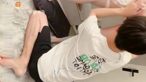 『全網獨家』極品少女同學老師眼中的乖乖女私下超級反差