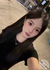 失恋后在家喝闷酒 哥哥化身情感大师开导亲妹边安慰边操