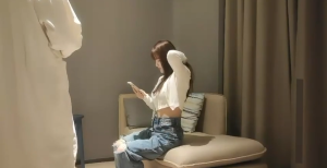 【探花品茶】超甜美白衣小野貓，脫衣後直接發騷